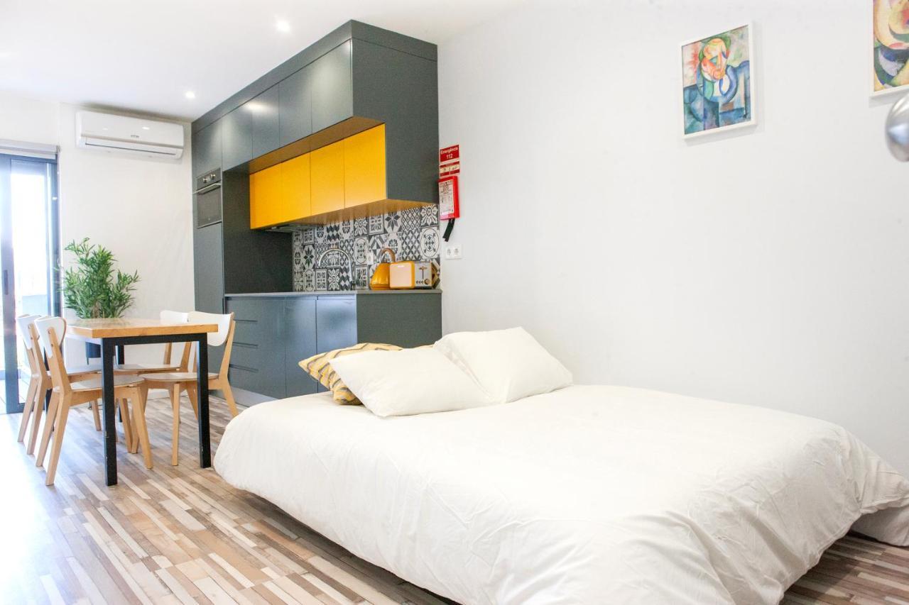 Host Wise - Amadeo Apartments Вила Нова ди Гая Екстериор снимка