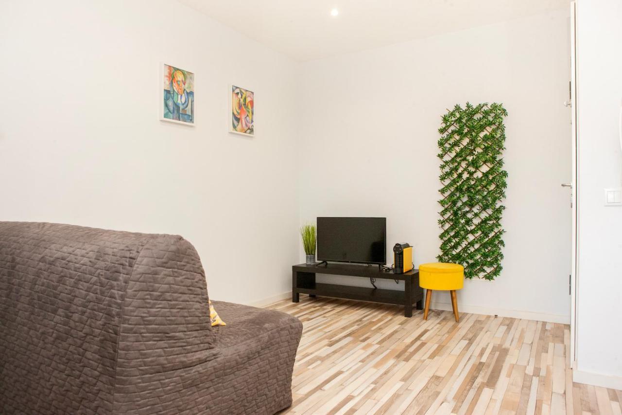 Host Wise - Amadeo Apartments Вила Нова ди Гая Екстериор снимка